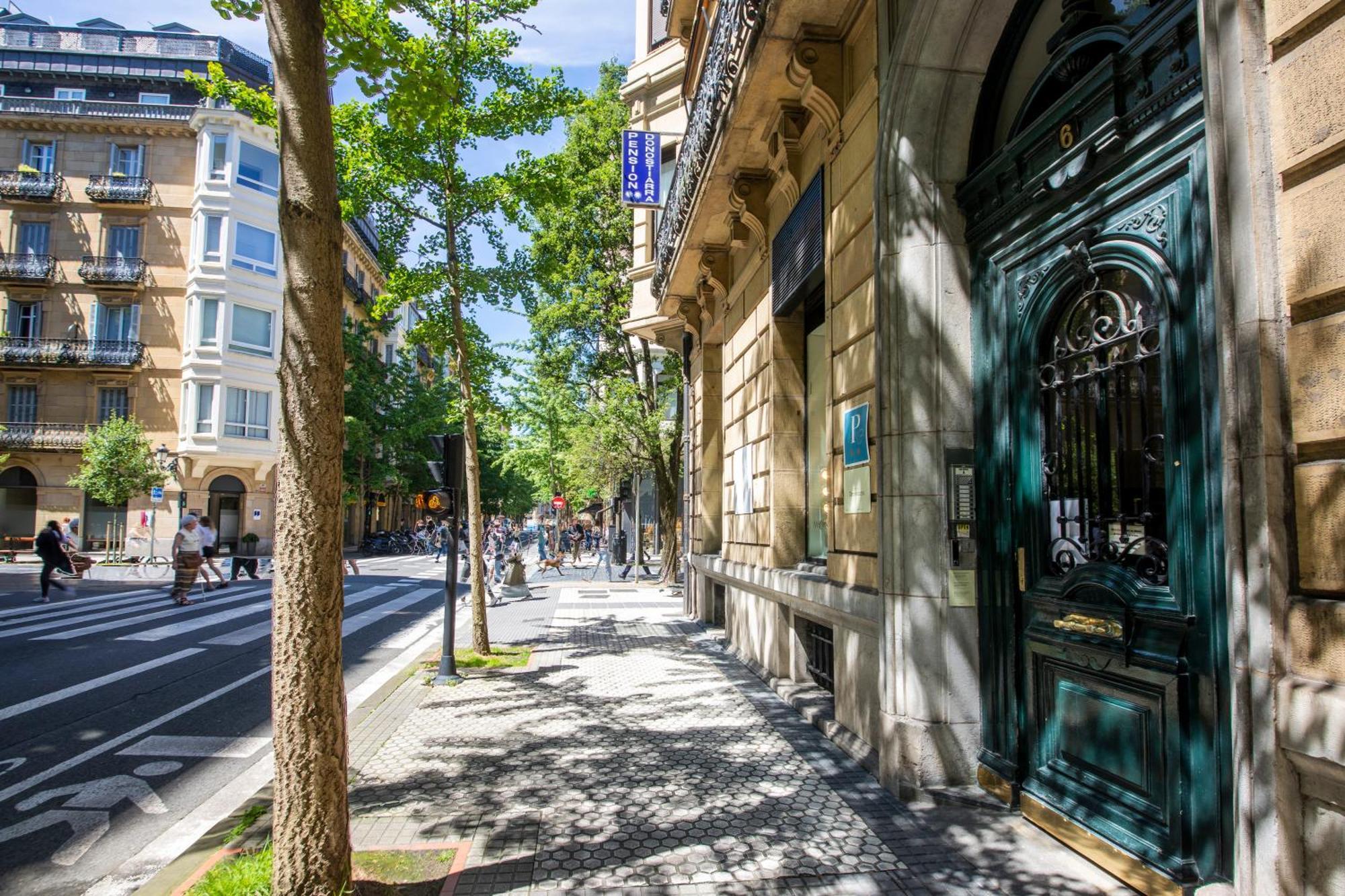 Pensión Donostiarra San Sebastián Exterior foto